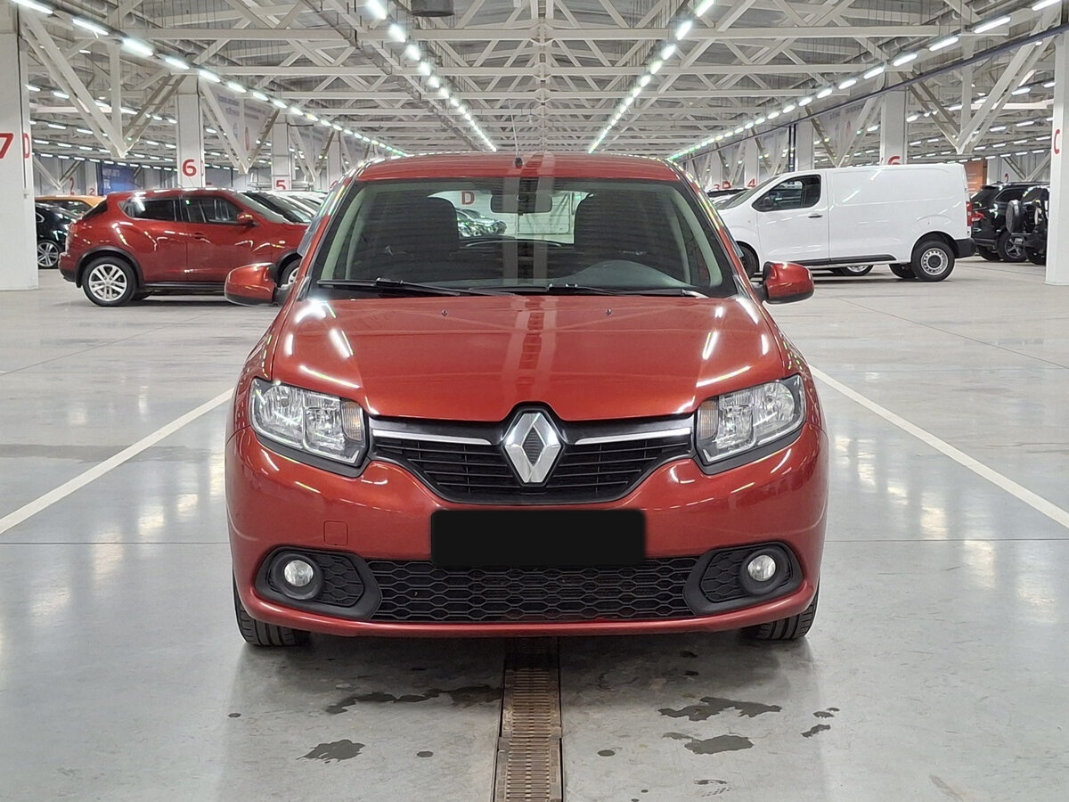 Б/У Рено Сандеро 2017 года. Фото: #1