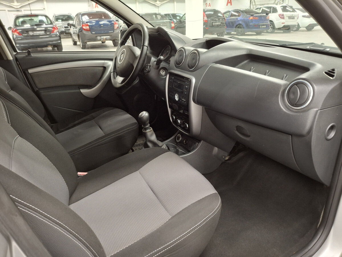 Б/У Рено Дастер 2012 года. Фото: #10