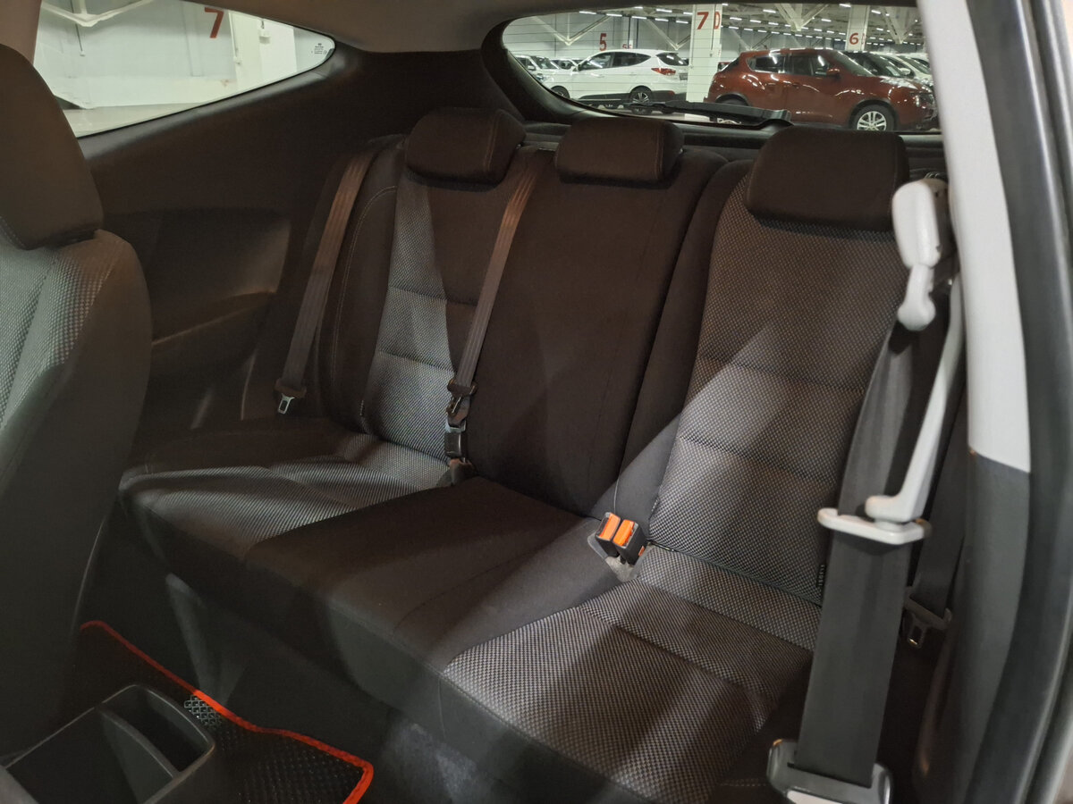 Б/У Хендай ай30 2013 года. Фото: #11