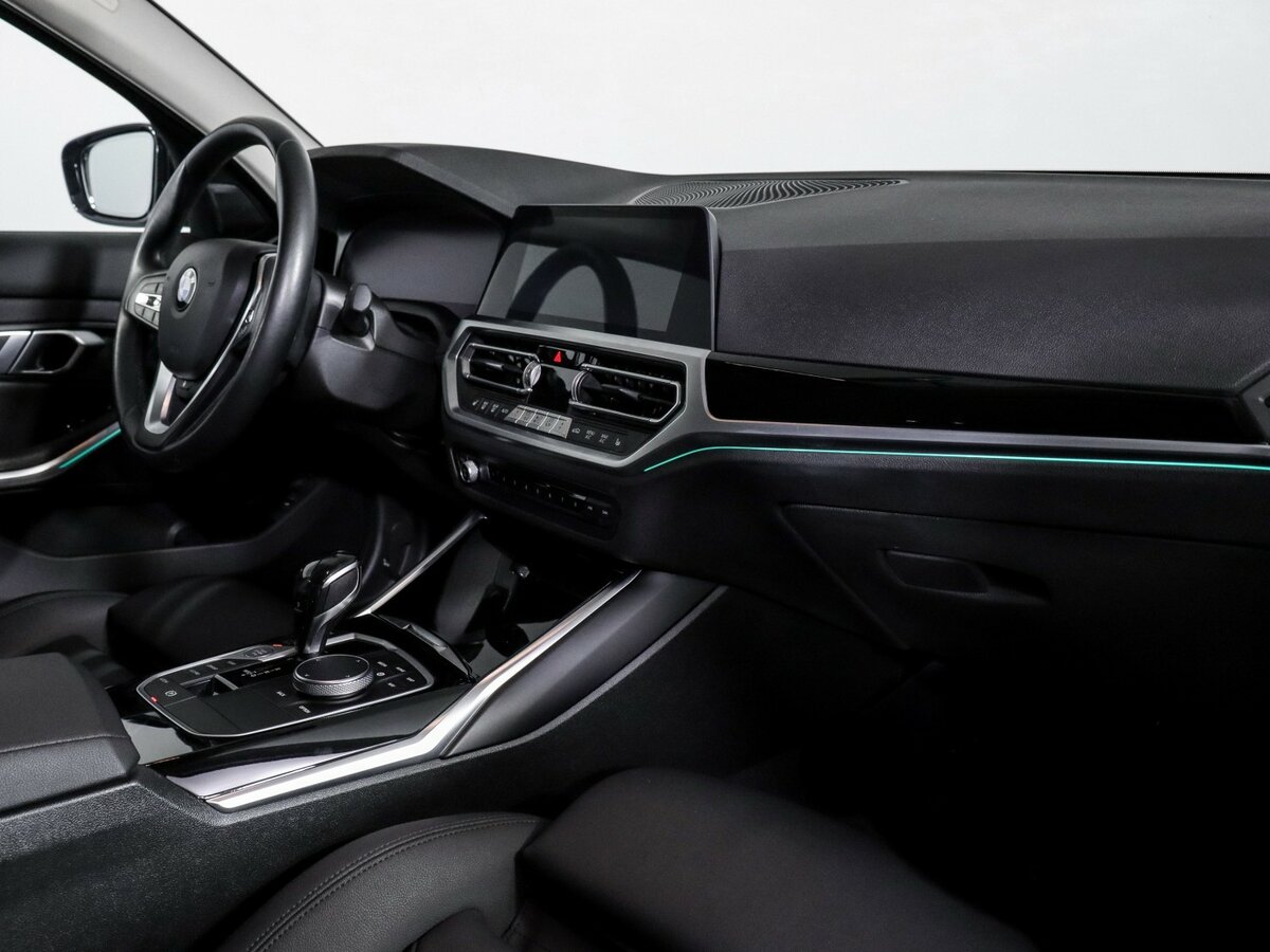 BMW 3 серии 2021 года с пробегом. Фото: #6