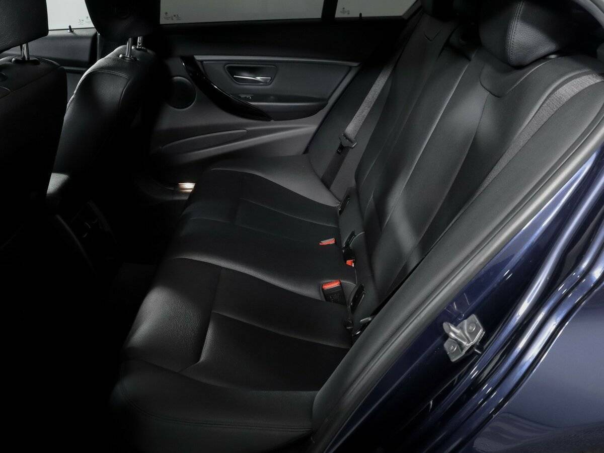 BMW 3 серии 2018 года с пробегом. Фото: #7