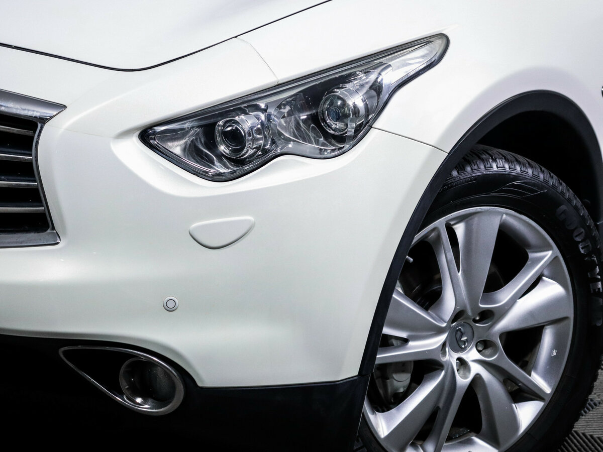 Infiniti FX 2012 года с пробегом. Фото: #12