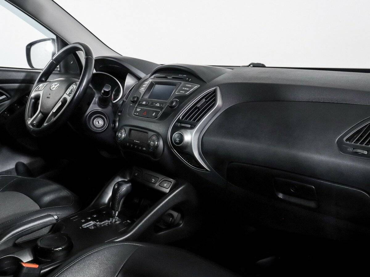 Б/У Хендай ай-икс35 2014 года. Фото: #6