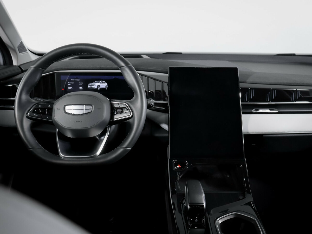 Geely Atlas 2023 года с пробегом. Фото: #11