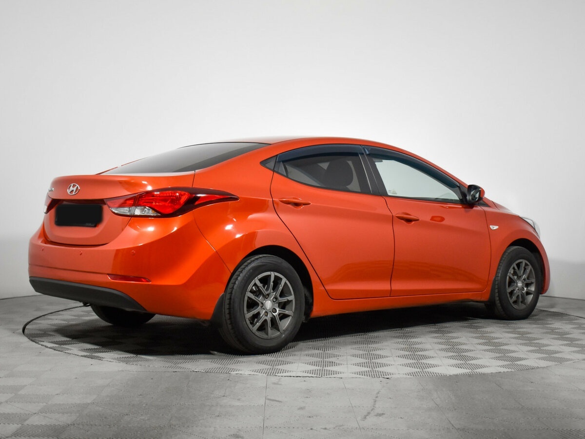 Б/У Хендай Елантра 2015 года. Фото: #4