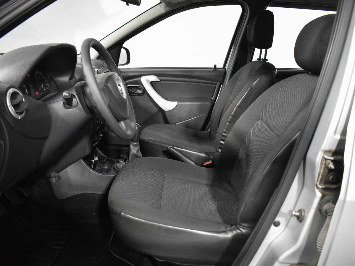 Б/У Лада (ВАЗ) Ларгус 2014 года. Фото: #7