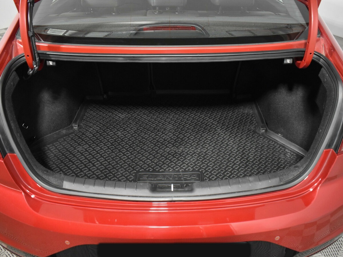 Б/У Хендай Елантра 2019 года. Фото: #17
