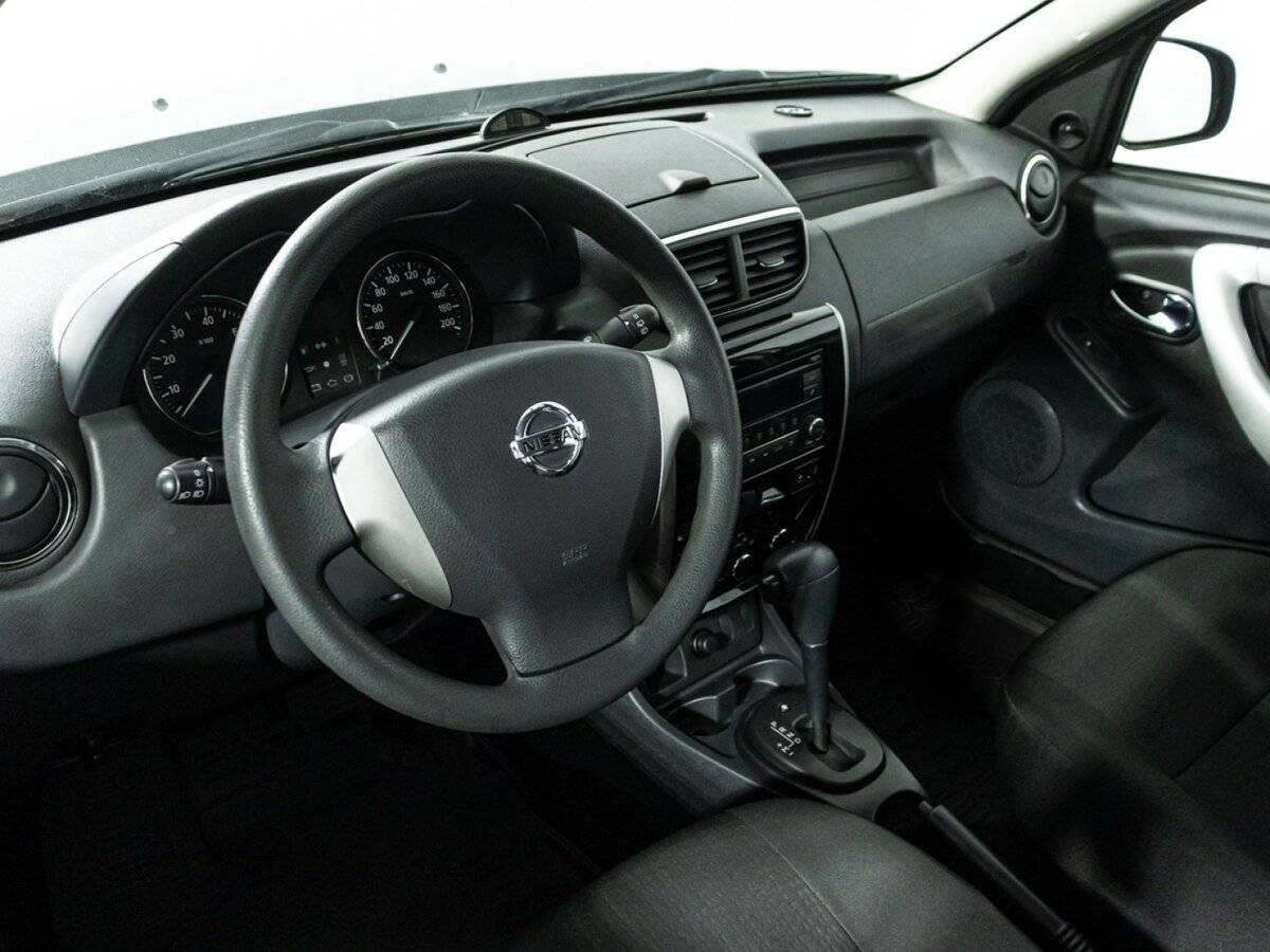 Б/У Ниссан Террано 2014 года. Фото: #10