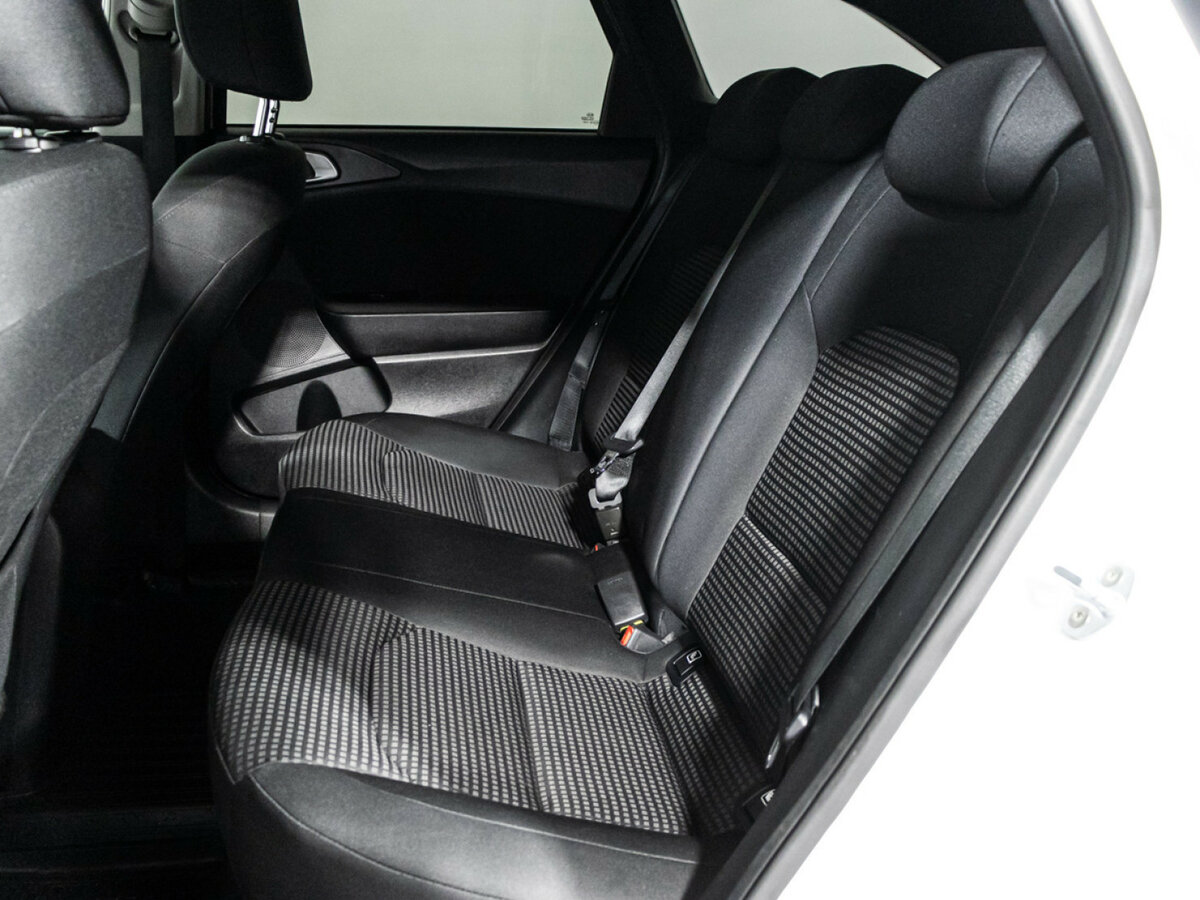 Б/У Киа Сид 2019 года. Фото: #9