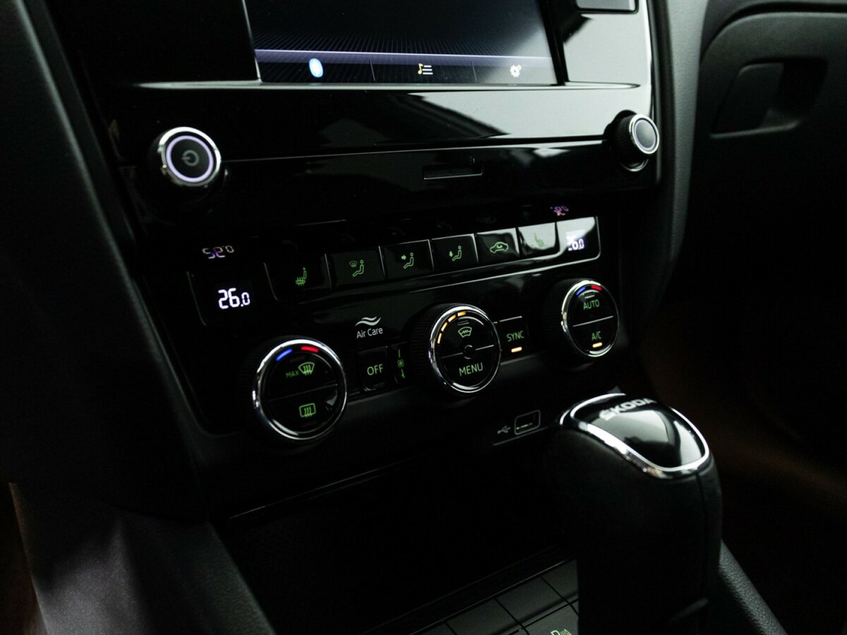 Б/У Шкода Октавия 2019 года. Фото: #14