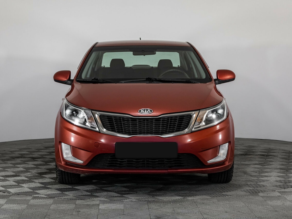 Б/У Киа Рио 2012 года. Фото: #1