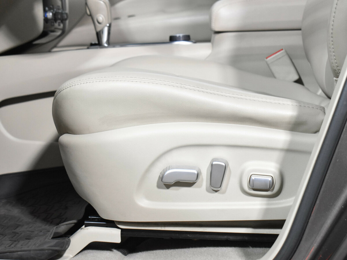 Б/У Ниссан Патфайндер 2014 года. Фото: #6