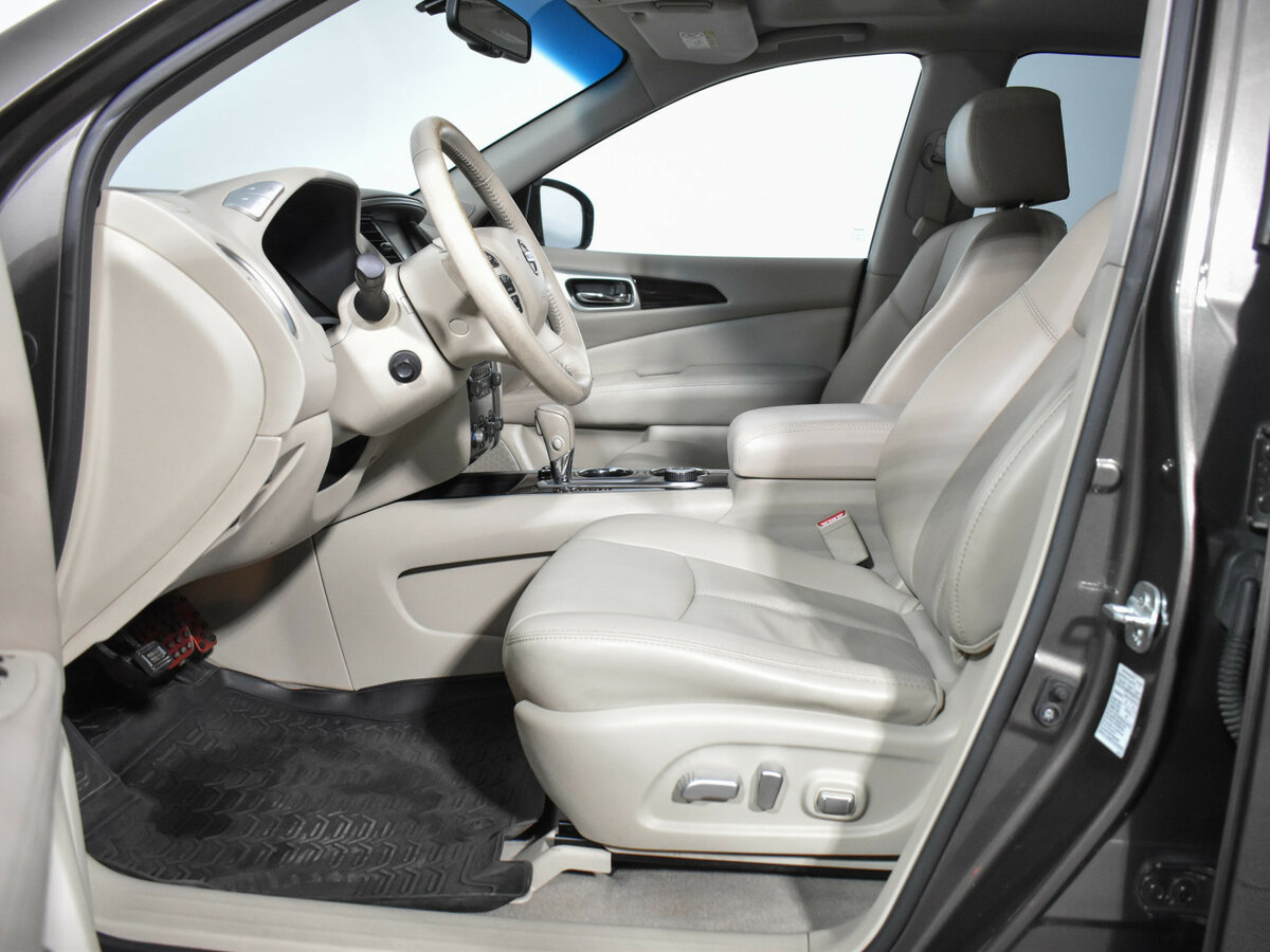 Б/У Ниссан Патфайндер 2014 года. Фото: #8