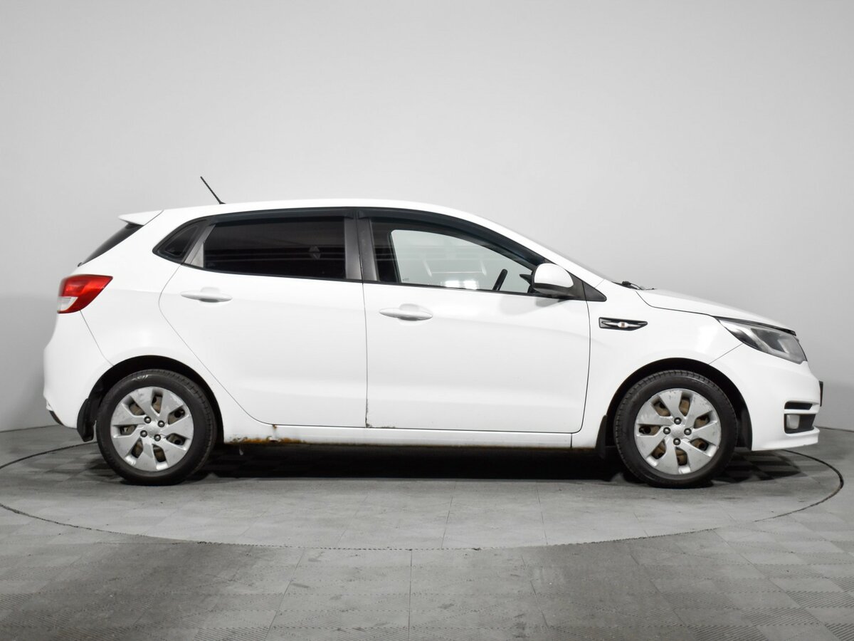 Б/У Киа Рио 2016 года. Фото: #3