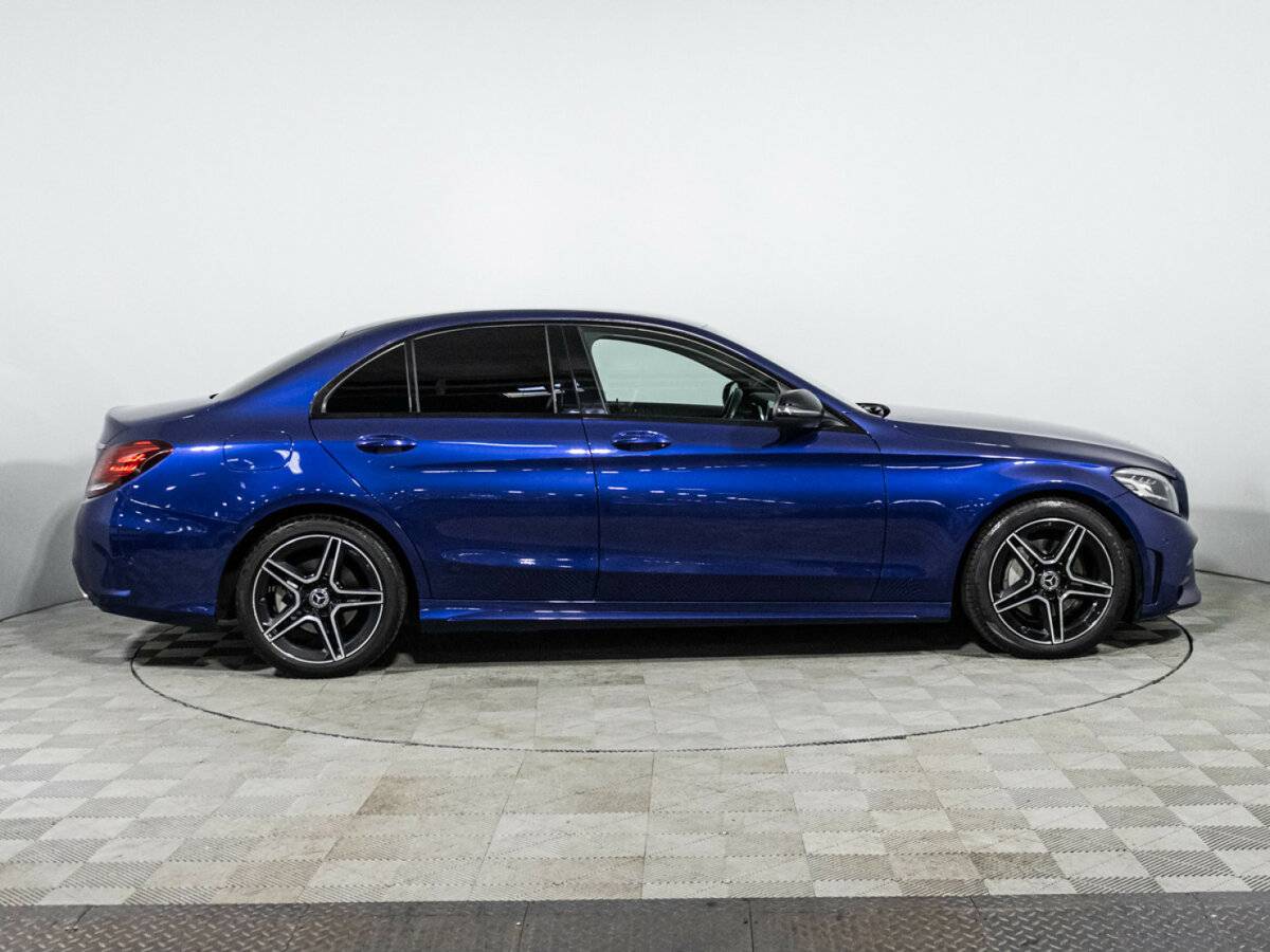 Mercedes-Benz C-Класс 2018 года с пробегом. Фото: #3