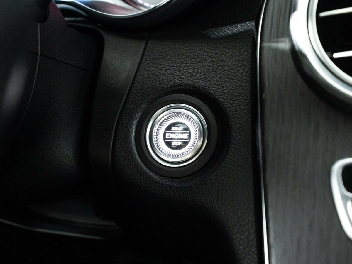 Mercedes-Benz C-Класс 2018 года с пробегом. Фото: #18