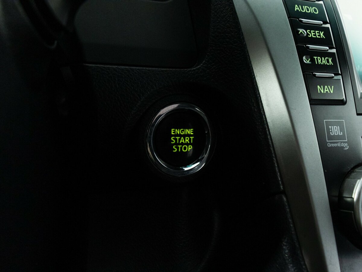 Б/У Тойота Камри 2014 года. Фото: #15