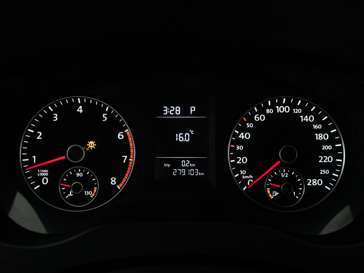 Б/У Фольксваген Джетта 2014 года. Фото: #11