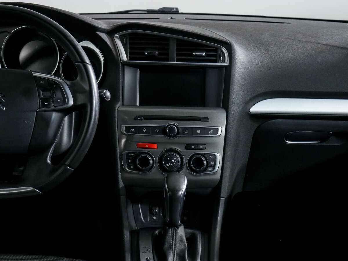 Citroen C4 2016 года с пробегом. Фото: #10