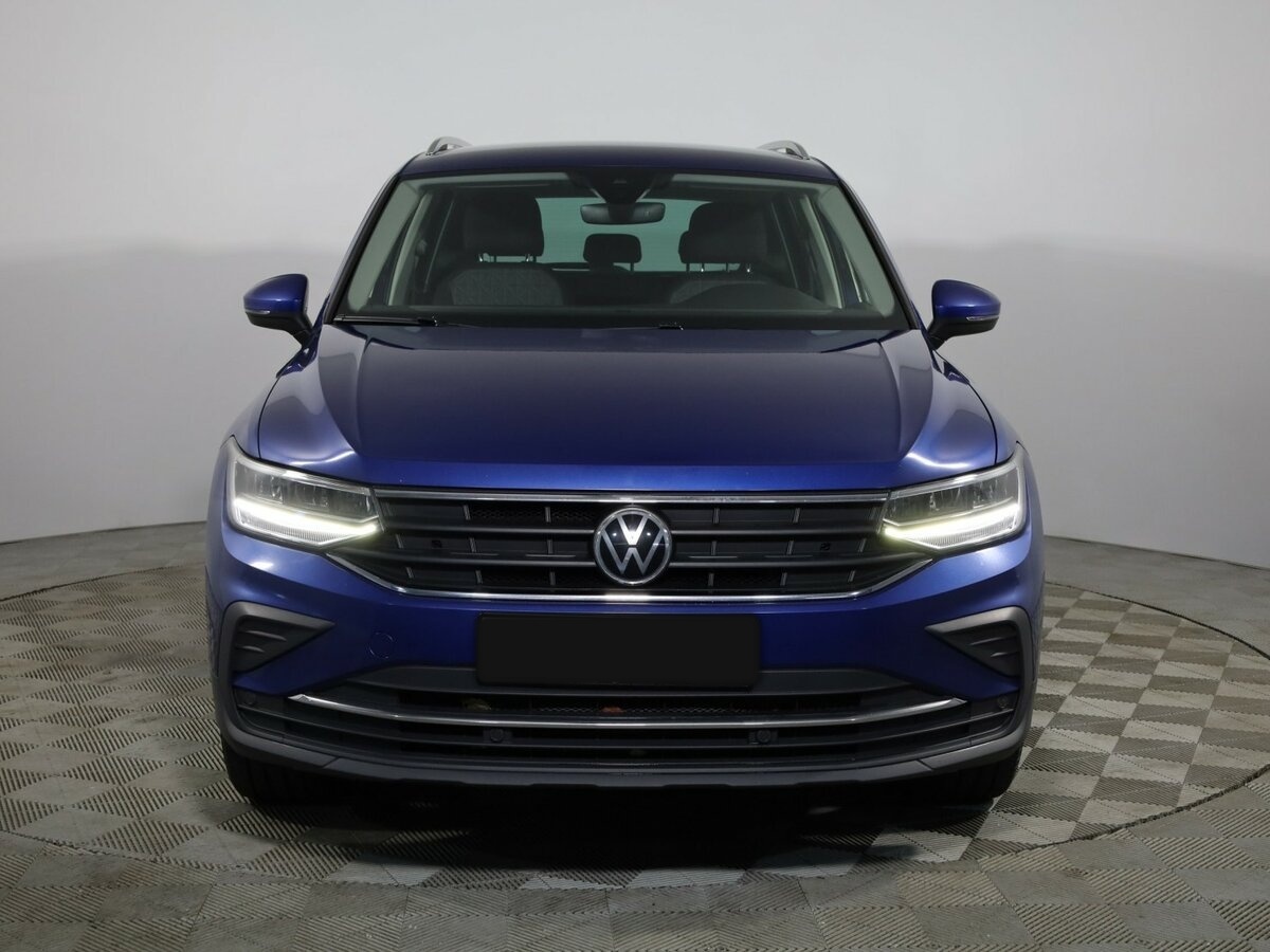 Volkswagen Tiguan 2021 года с пробегом. Фото: #1