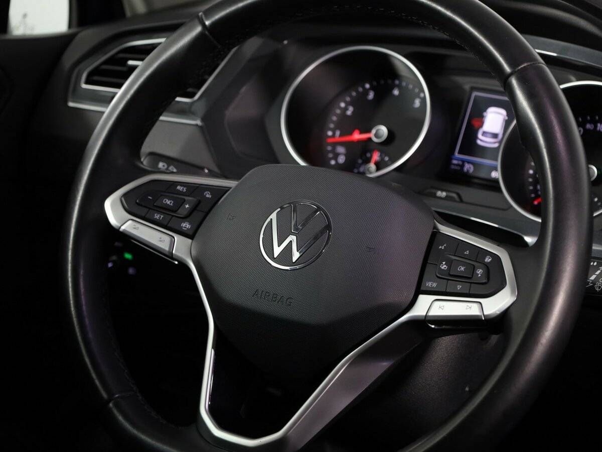 Volkswagen Tiguan 2021 года с пробегом. Фото: #10