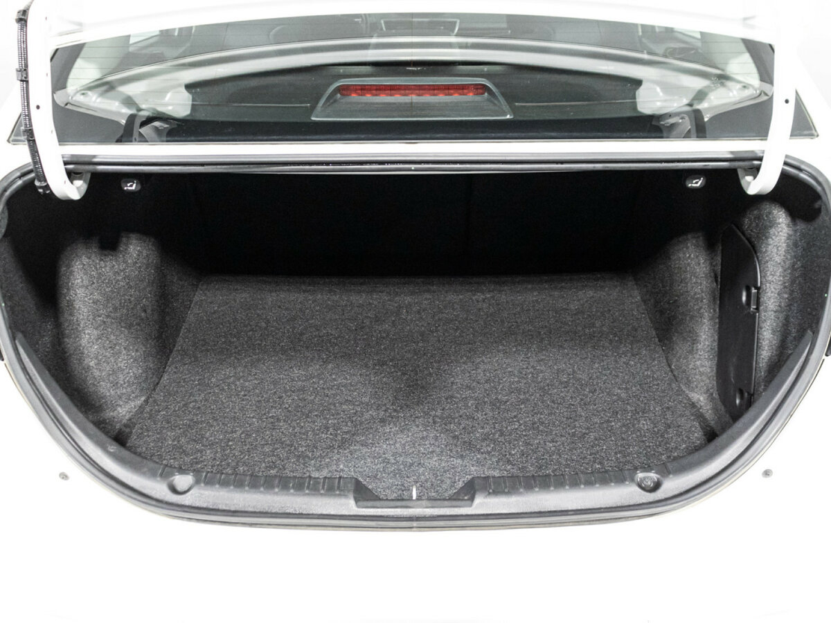 Б/У Мазда 3 2014 года. Фото: #13