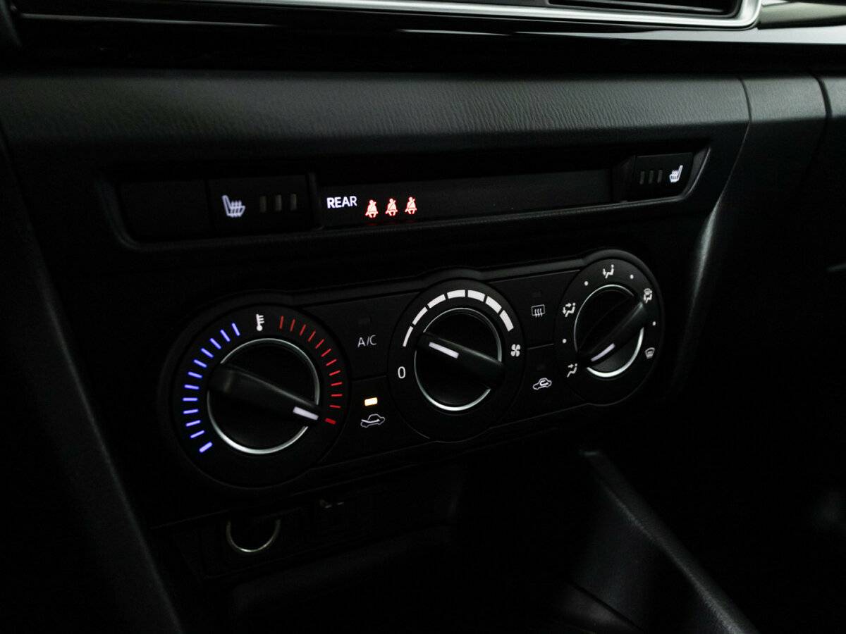 Б/У Мазда 3 2014 года. Фото: #16