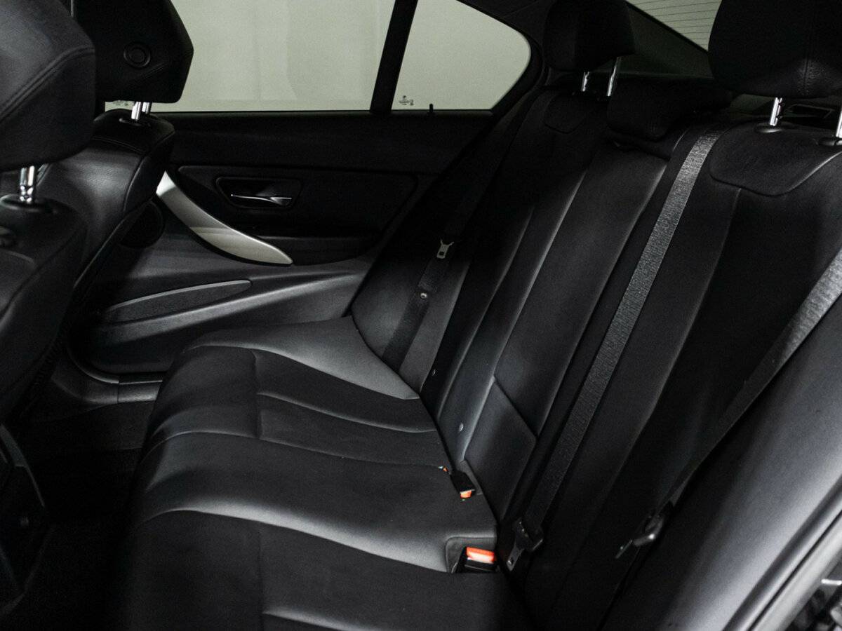 BMW 3 серии 2014 года с пробегом. Фото: #9