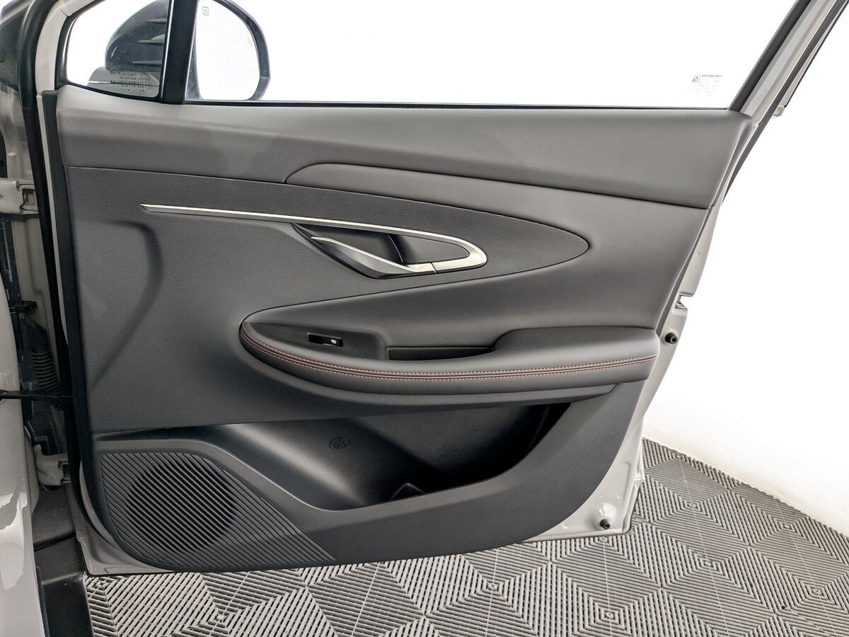 Changan UNI-T 2024 года с пробегом. Фото: #25