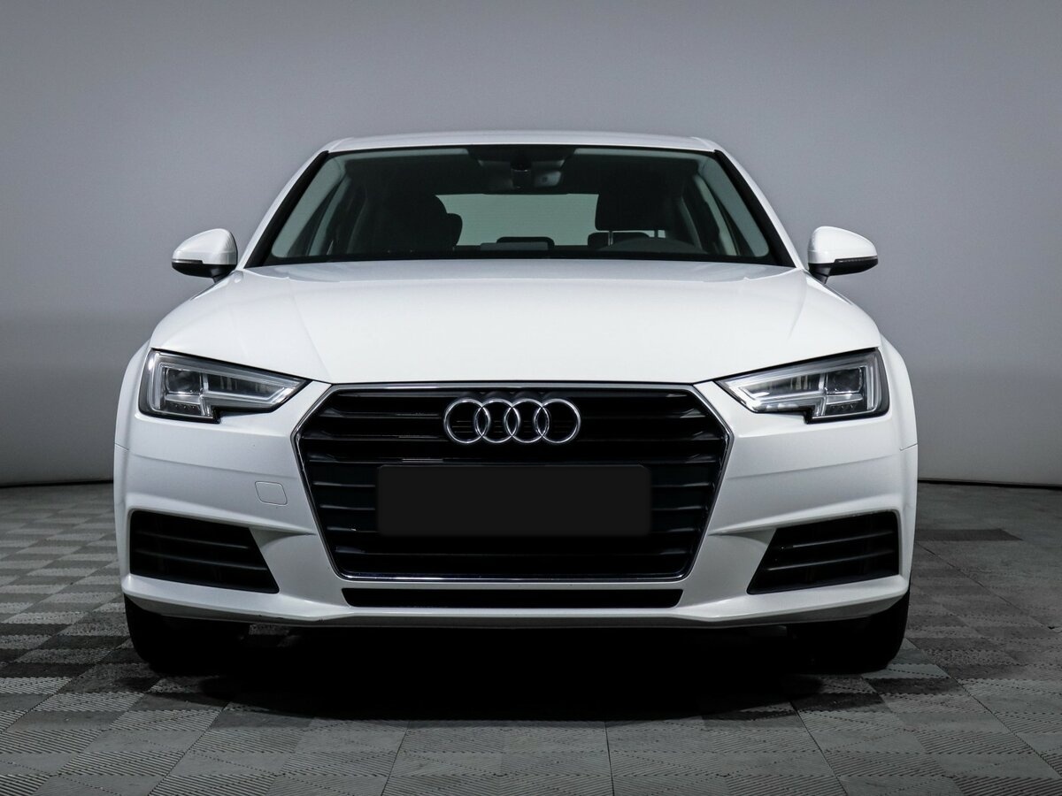 Audi A4 2019 года с пробегом. Фото: #1