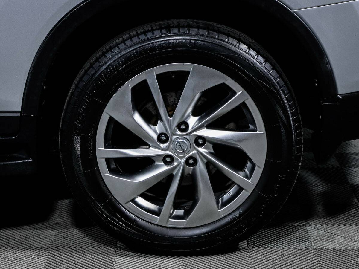 Б/У Ниссан Икс-Трейл 2016 года. Фото: #13