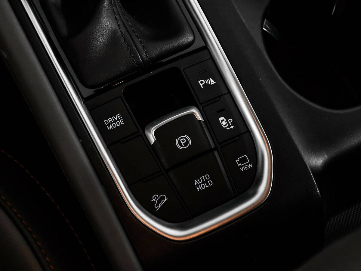 Hyundai Santa Fe 2018 года с пробегом. Фото: #18