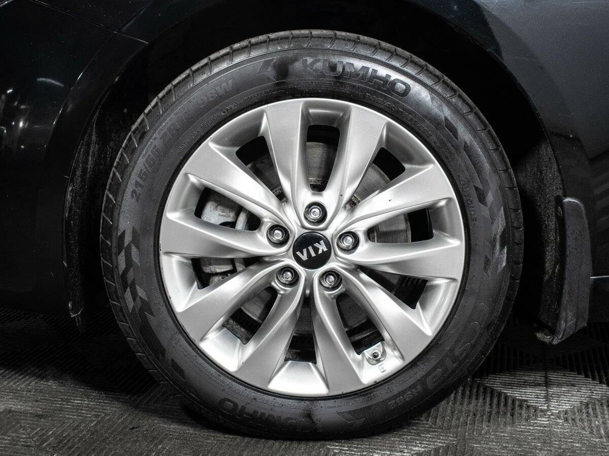 Б/У Киа Оптима 2017 года. Фото: #17