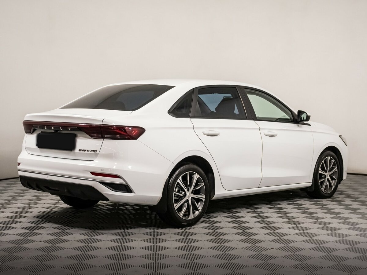 Geely Emgrand 2023 года с пробегом. Фото: #3