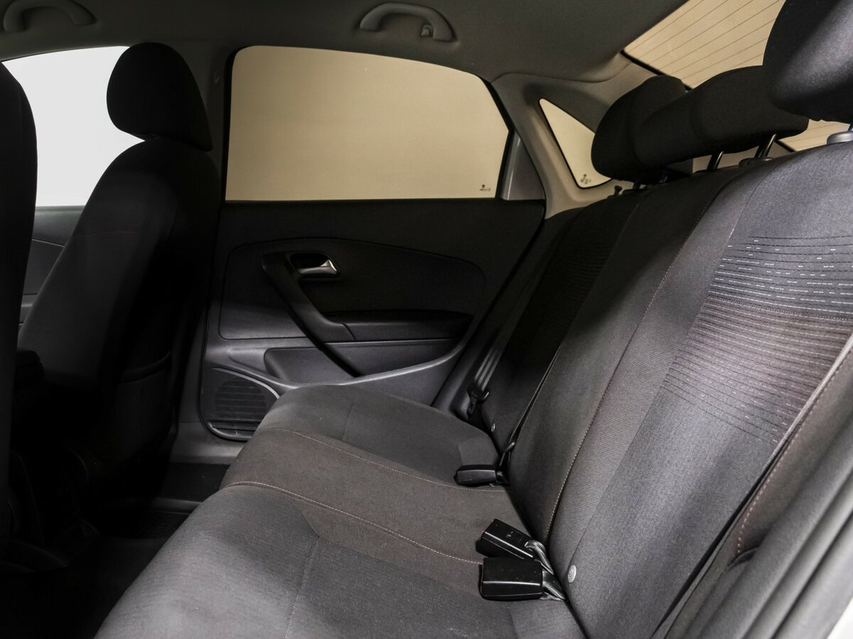 Б/У Фольксваген Поло 2018 года. Фото: #8