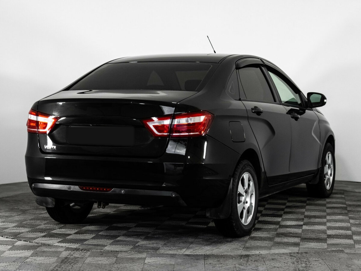 Б/У Лада (ВАЗ) Веста 2017 года. Фото: #3