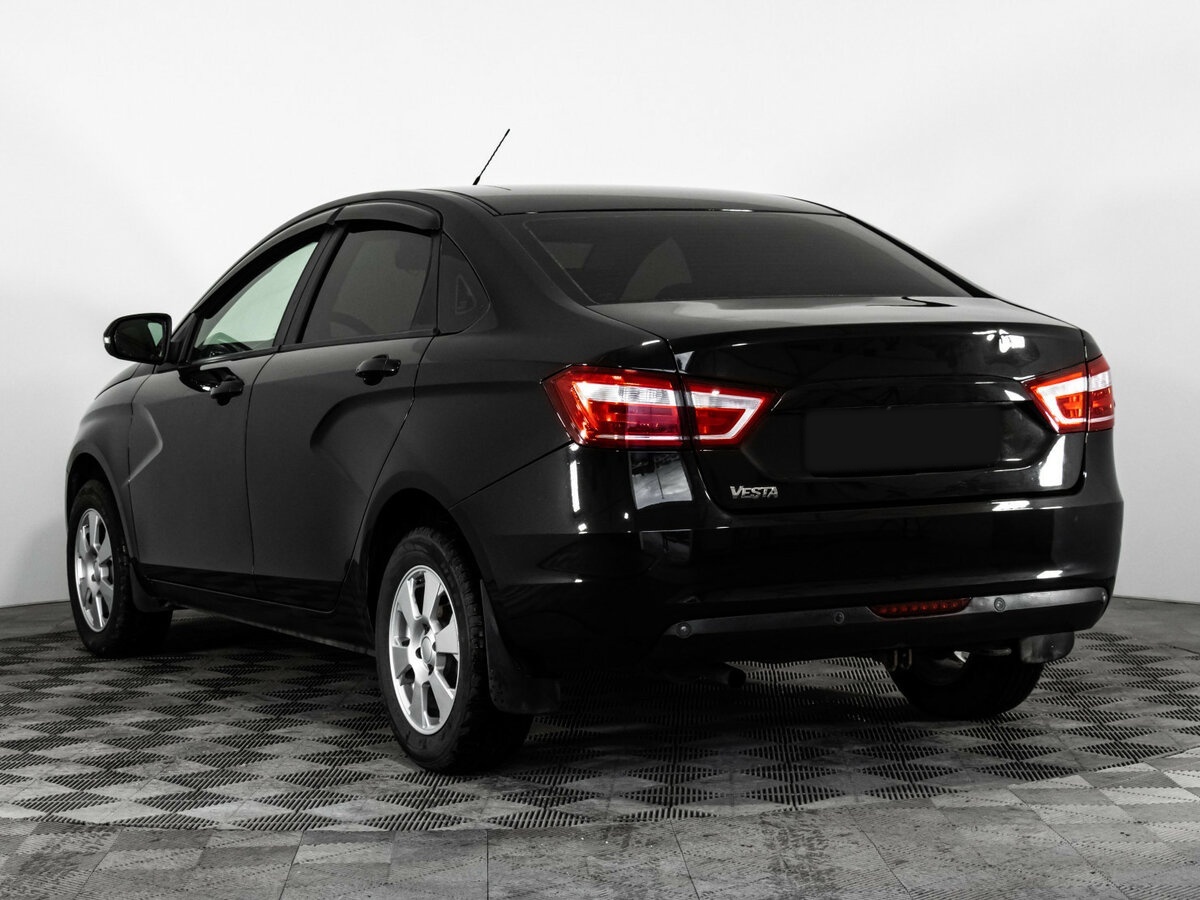 Б/У Лада (ВАЗ) Веста 2017 года. Фото: #5