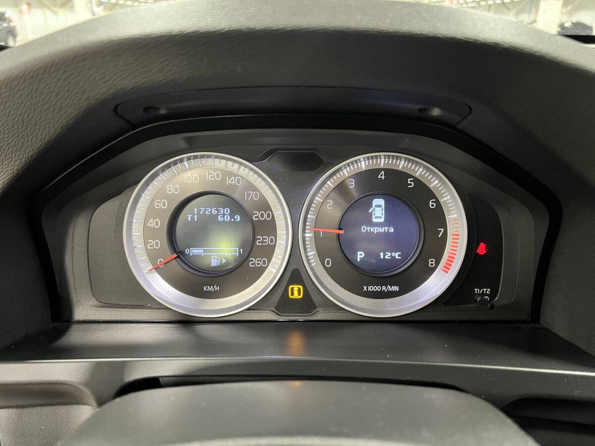 Б/У Вольво С60 2012 года. Фото: #12