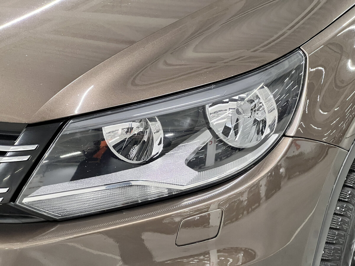 Б/У Фольксваген Тигуан 2014 года. Фото: #16