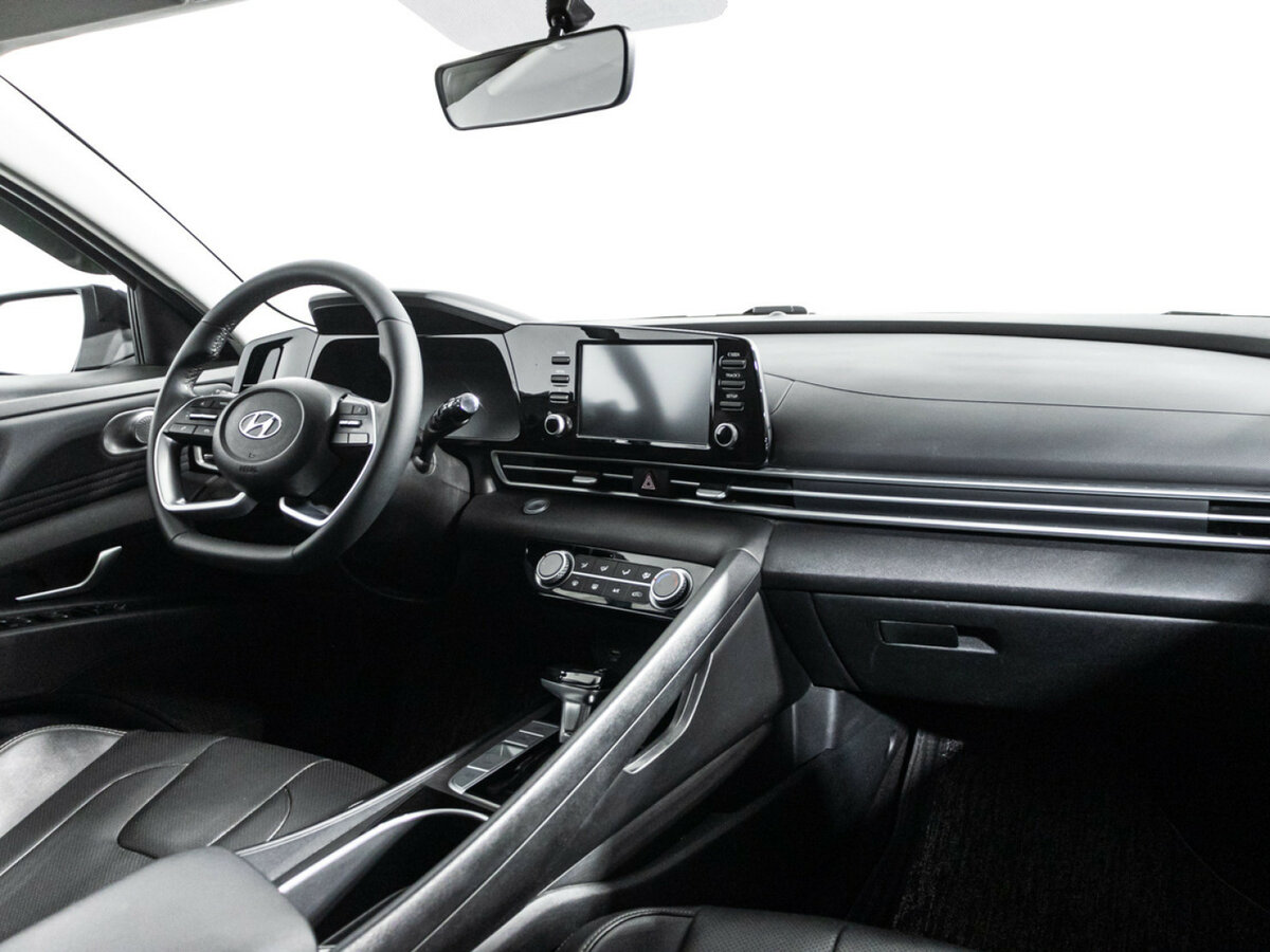Hyundai Elantra 2023 года с пробегом. Фото: #8