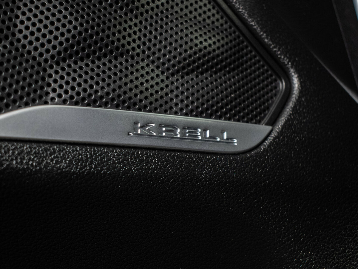 Hyundai Santa Fe 2018 года с пробегом. Фото: #18