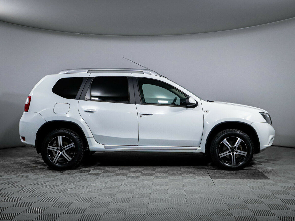 Б/У Ниссан Террано 2017 года. Фото: #3