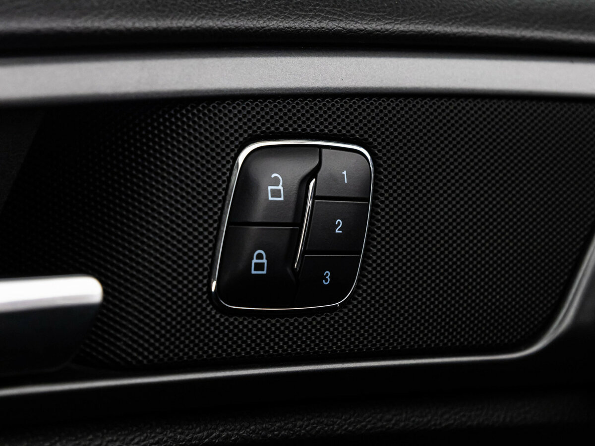 Ford Mondeo 2015 года с пробегом. Фото: #16