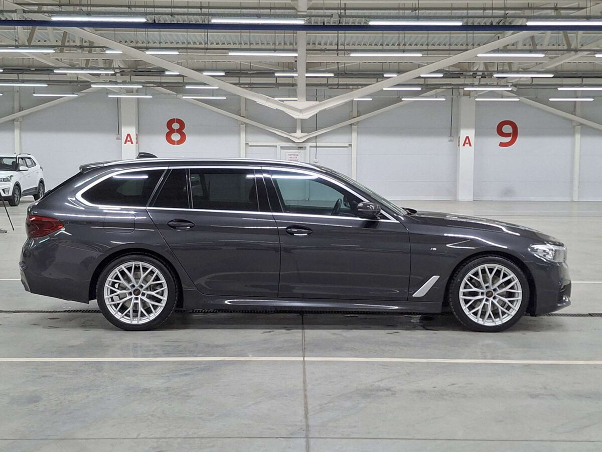 BMW 5 серии 2018 года с пробегом. Фото: #3