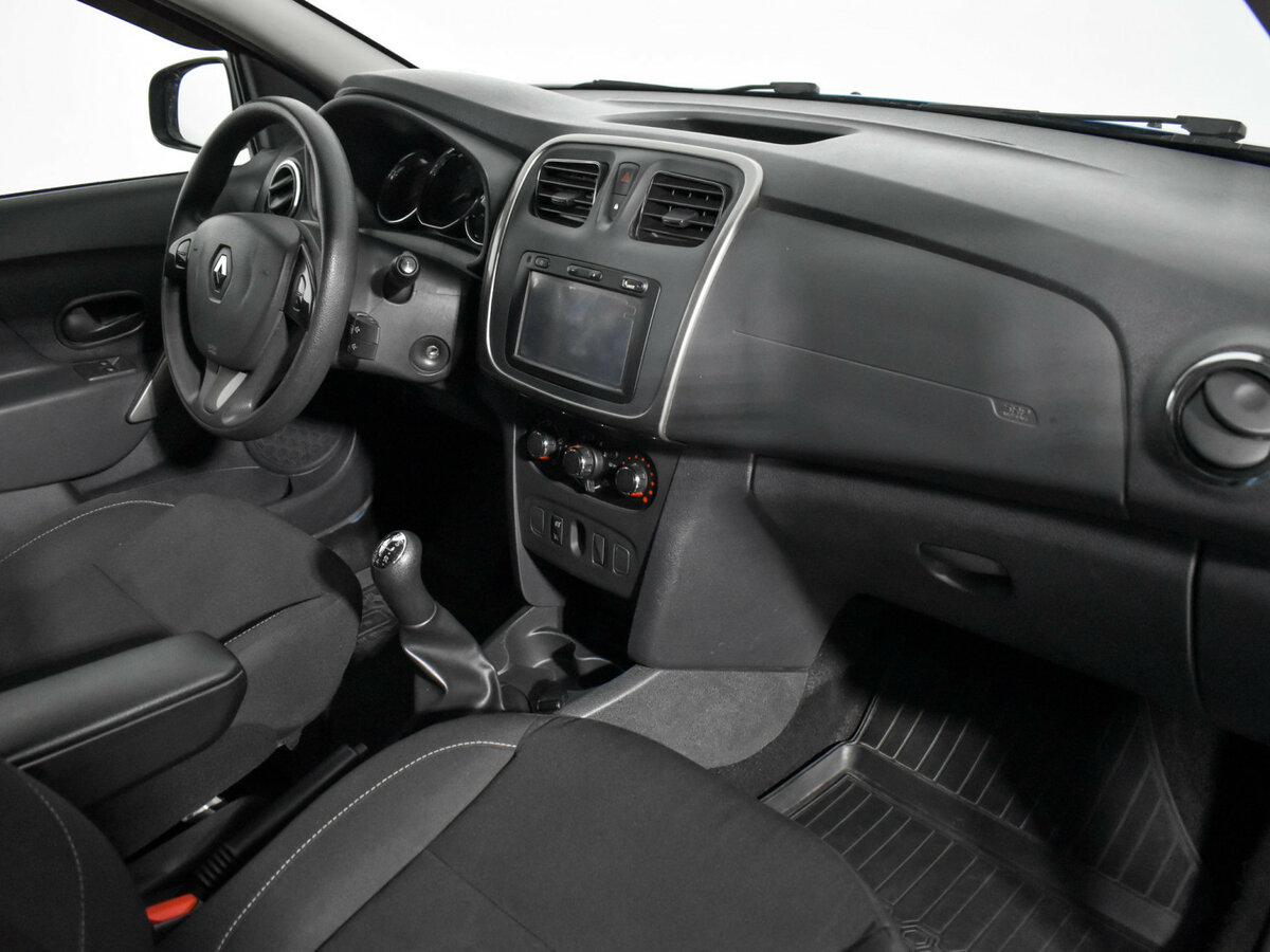Renault Sandero 2018 года с пробегом. Фото: #11