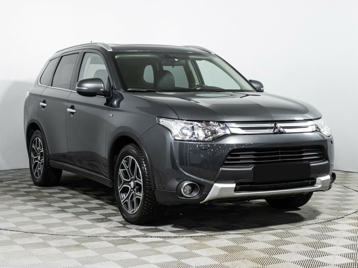 Mitsubishi Outlander 2014 года с пробегом. Фото: #2