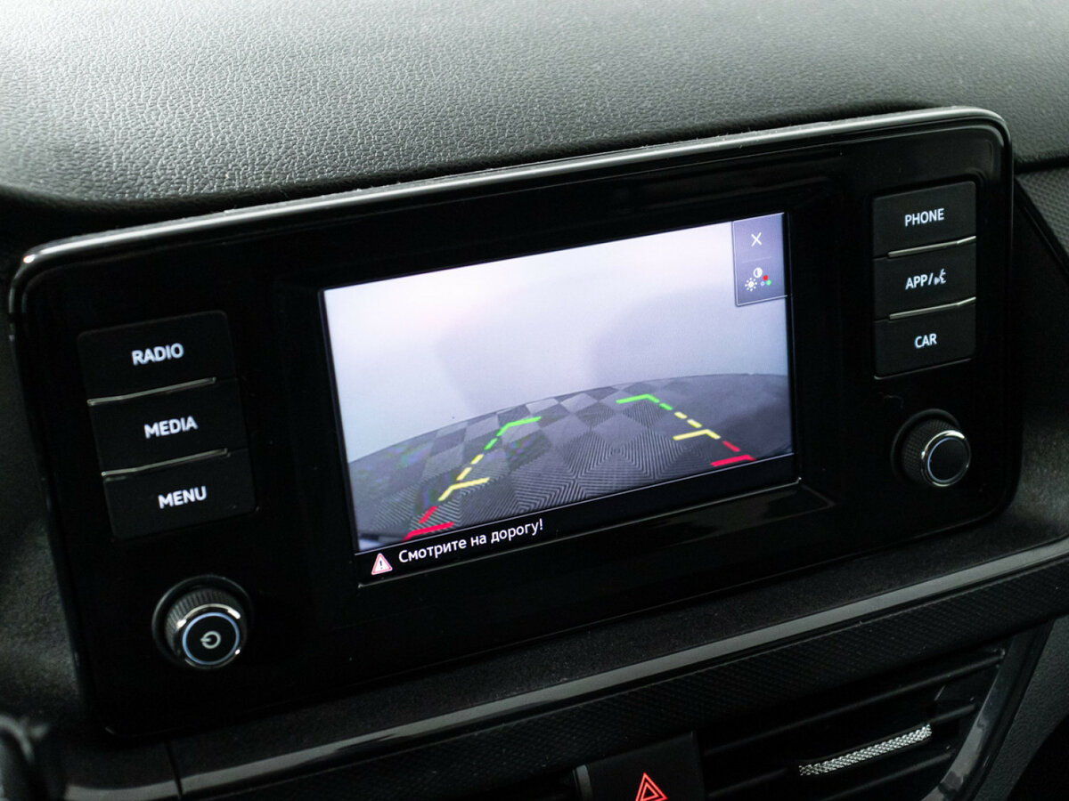 Б/У Фольксваген Поло 2021 года. Фото: #13