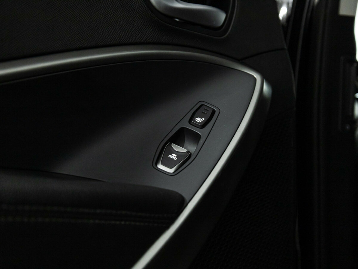 Hyundai Santa Fe 2017 года с пробегом. Фото: #15