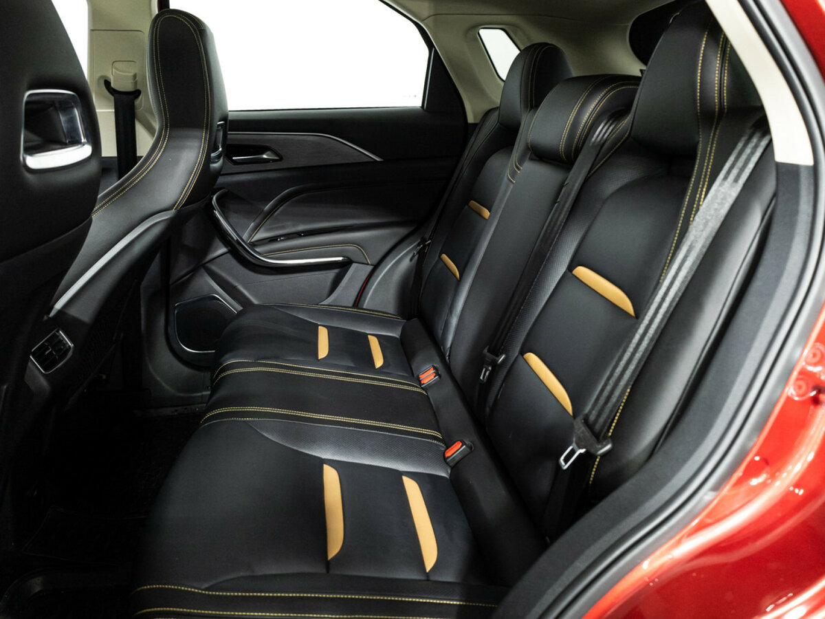 FAW Bestune T77 2023 года с пробегом. Фото: #7