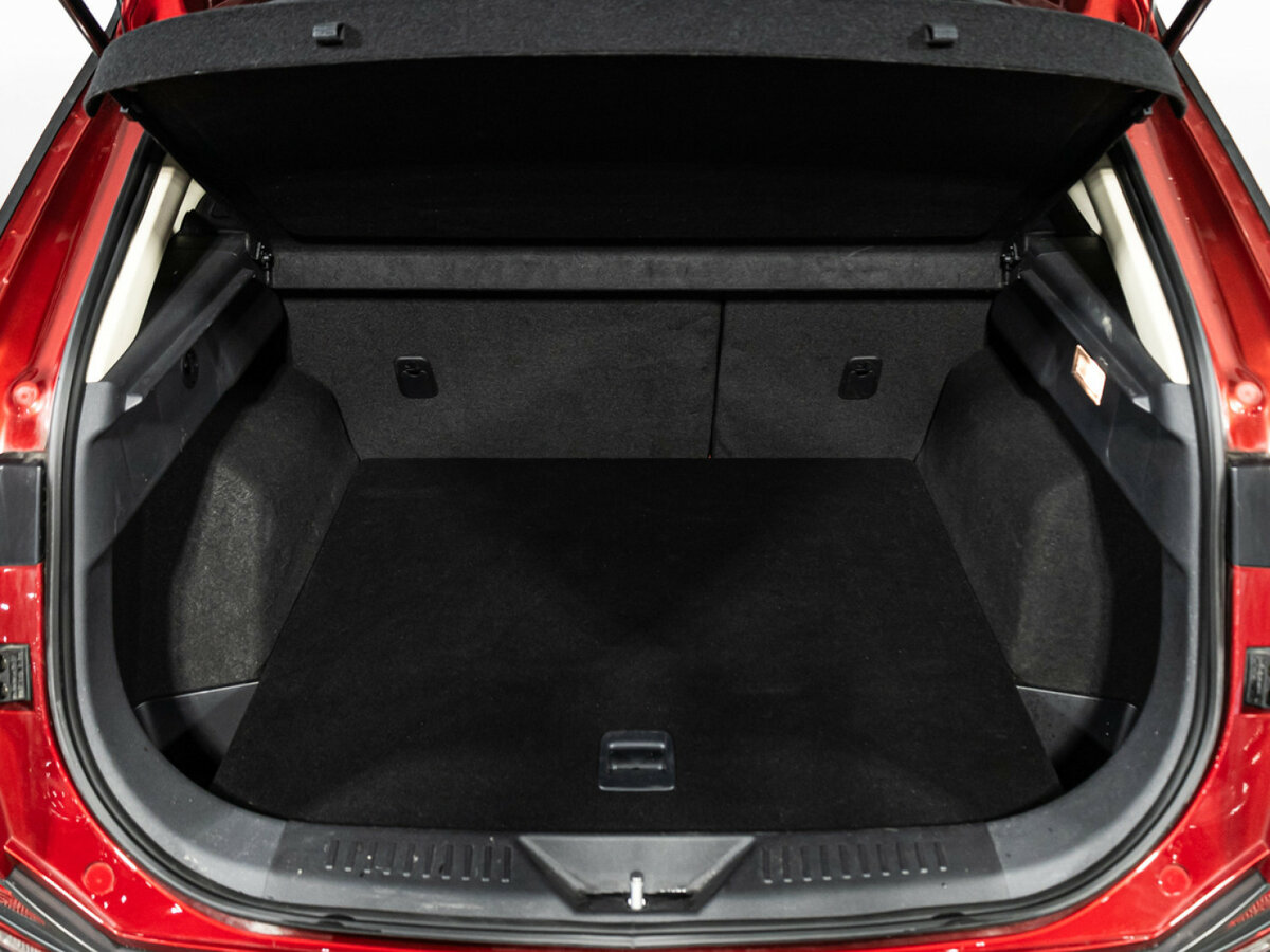 FAW Bestune T77 2023 года с пробегом. Фото: #18